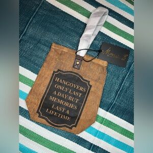 ✨🎉 NWT Memories Up-Cycled Canvas Double Wine Bag